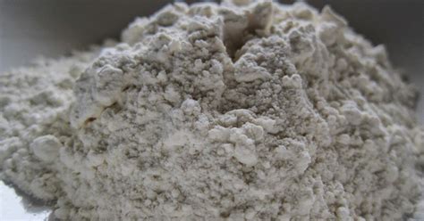  Kaolin: Phụ Gia Quan Trọng Trong Công Nghiệp Sành Sứ Và Giấy!